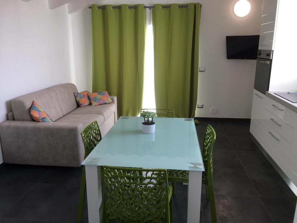 Casa Vacanza Colors Порто-Торрес Екстер'єр фото